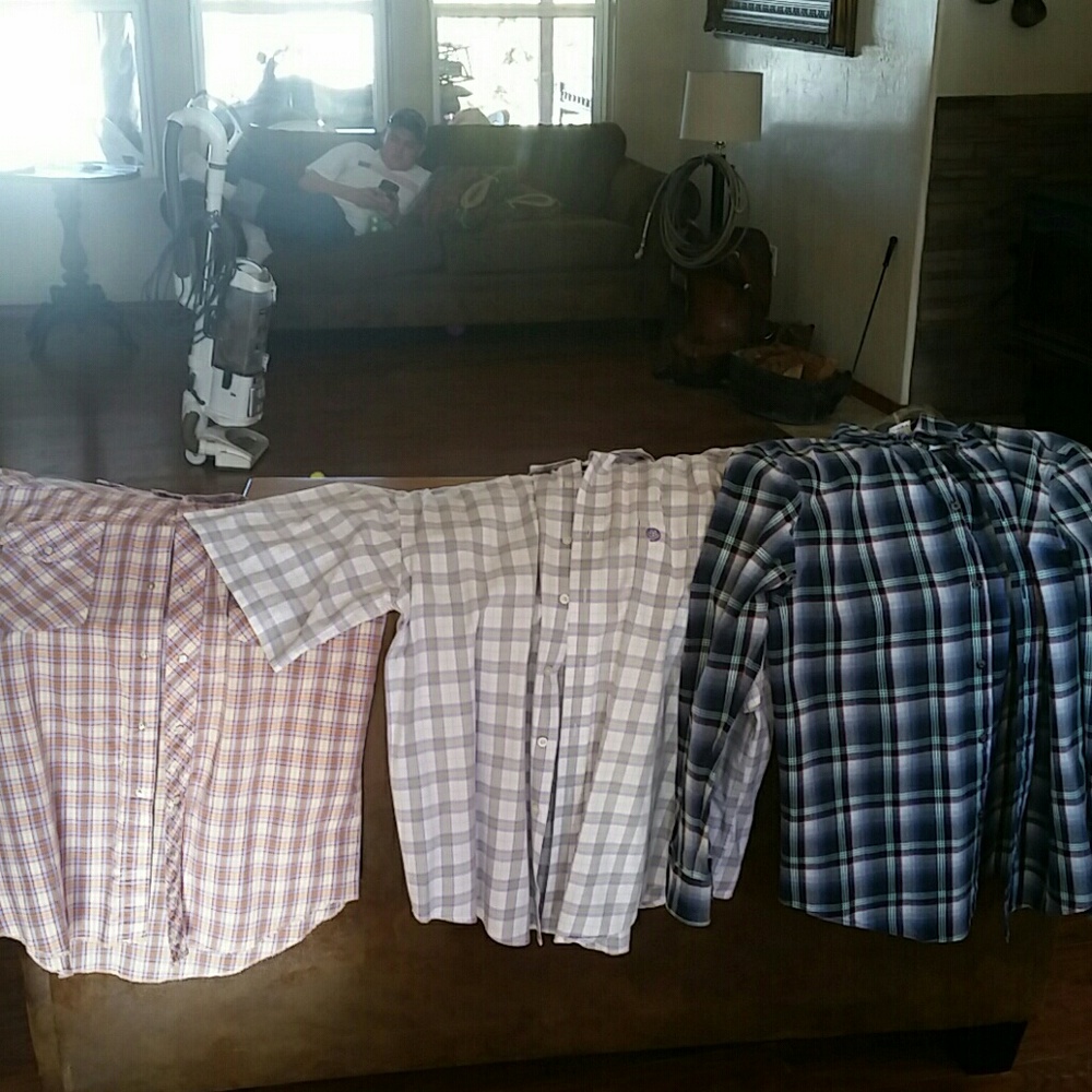 Wrangler shirts almost look new great condition
